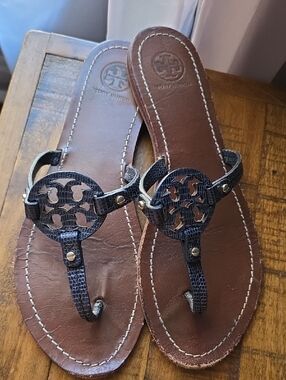 Tory Burch Black Gray Logo Thong Sandals with Brown Footbed Size 7